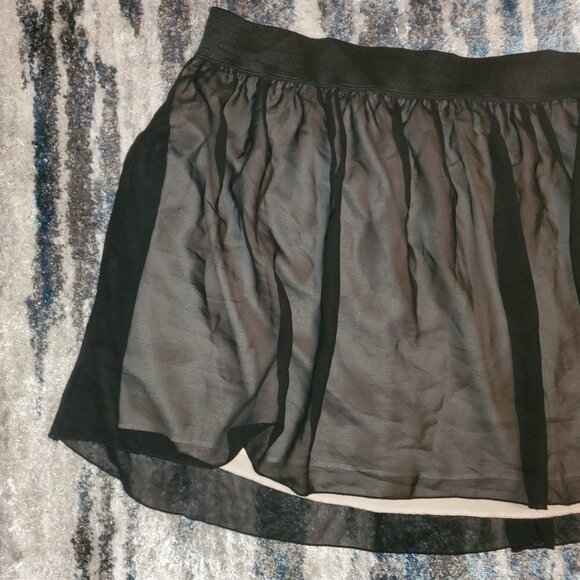 Maurices Black Lace Mini Skirt || sz3 || EUC - Picture 3 of 10